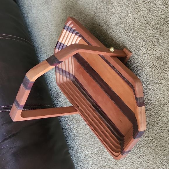 Vintage Deep Spring Collapsible Wooden Basket - Picture 2 of 8